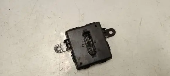 Audi A3 8Y Keyless (KESSY) go control unit/module 5wa959436b