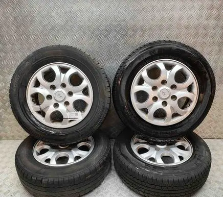 Hyundai H-1, Starex, Satellite R16 alloy rim 529104H210