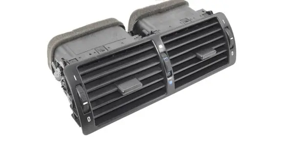 BMW 5 E39 Dash center air vent grill 64228364021 8364021