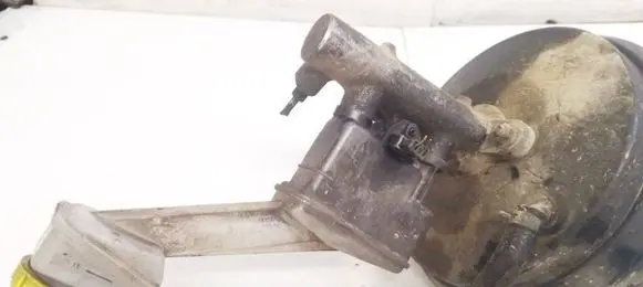 Nissan X-Trail T30 Master brake cylinder