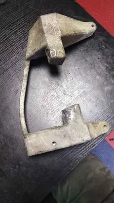 Mercedes-Benz Vito Viano W638 Engine mount bracket 6382660501