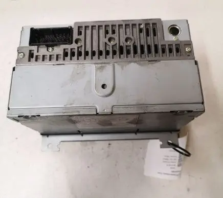 Hyundai Santa Fe Radio/CD/DVD/GPS head unit 961002B220