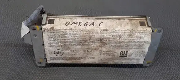 Opel Omega B1 Steering rack control module 