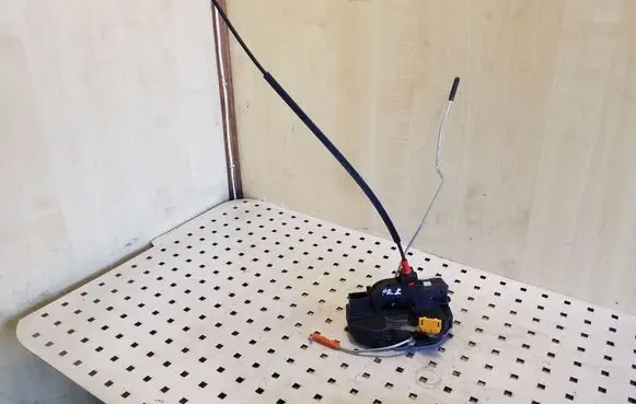 Front door lock