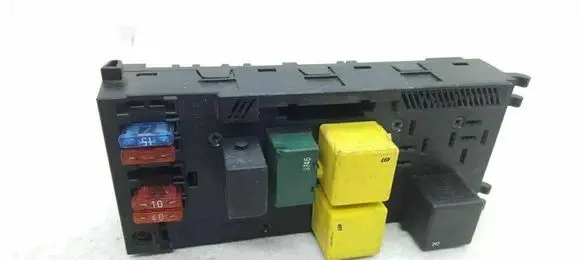 Mercedes-Benz E W210 Fuse module 0005401050