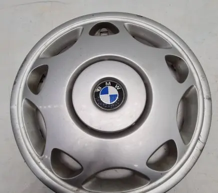 BMW 3 E36 R15 wheel hub/cap/trim 36131180104