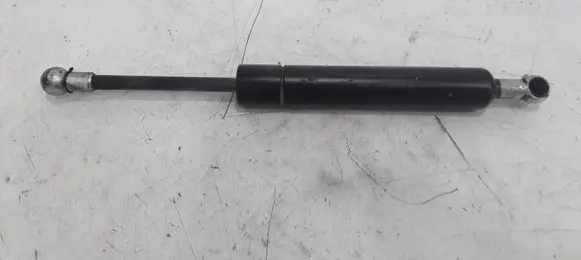 Volvo V70 Tailgate strut 