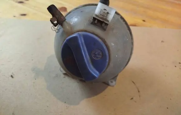 Seat Arosa Coolant expansion tank/reservoir 6N0121407