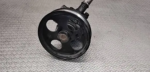 Opel Insignia A Power steering pump 13309336