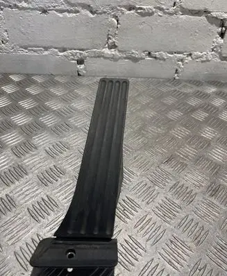 BMW X5 E70 Accelerator throttle pedal 6858574