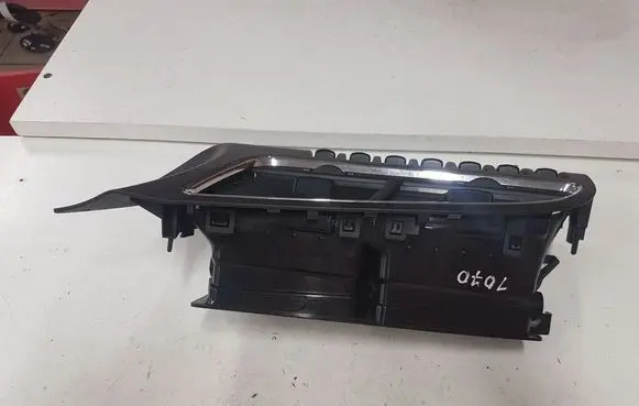 Peugeot 3008 I Hazard light switch 96638425