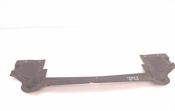 BMW 1 E82 E88 Front bumper skid plate/under tray 8044591 51164310