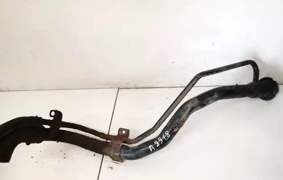 Fuel tank filler neck pipe