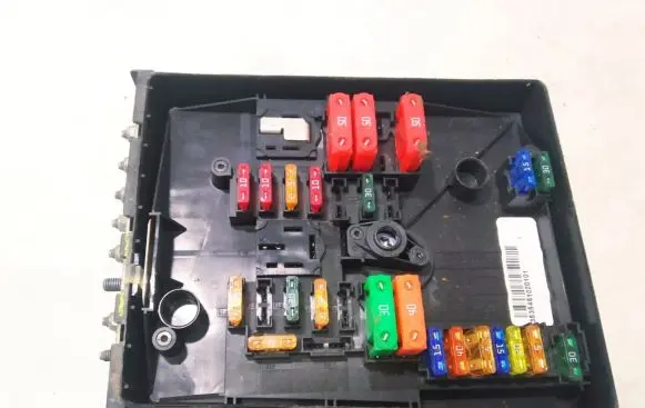 Volkswagen Golf V Fuse box set 1k0937125a 3945232020101