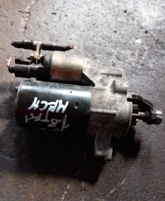 Audi A4 S4 B8 8K Starter motor 0001107508