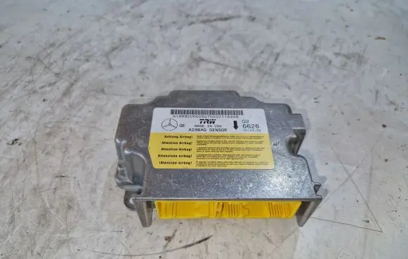 Mercedes-Benz B W245 Airbag control unit/module A1698206626