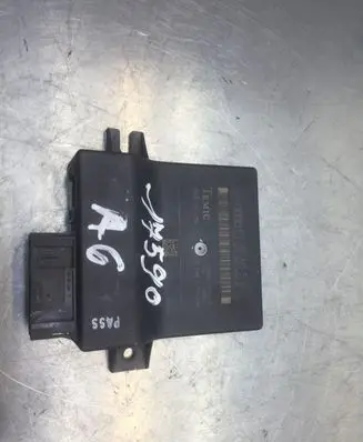 Audi A6 S6 C6 4F Gateway control module 4F0907468 4F0910468