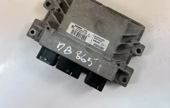 Renault Clio III Engine control unit/module ECU 8200522357 S120200105A