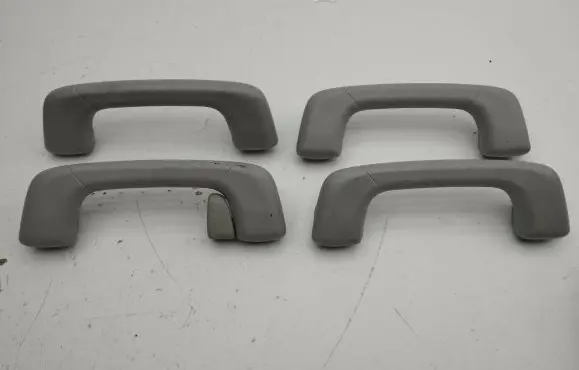 Hyundai i40 A set of handles for the ceiling 