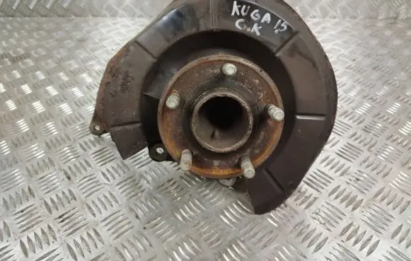 Ford Kuga II Rear wheel hub