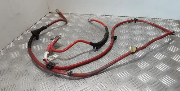 Mercedes-Benz R W251 Positive cable (battery) A2515400130
