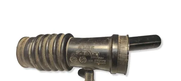 Subaru Legacy Air intake hose/pipe B009