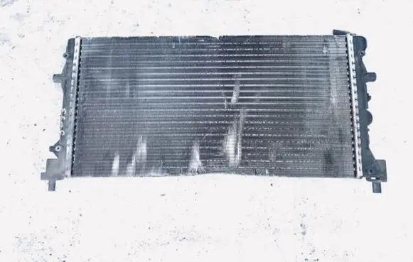 Seat Ibiza IV (6J,6P) Coolant radiator 6r0121253 r3570001