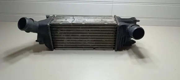 Citroen C5 Intercooler radiator 9645682880