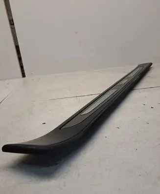 BMW 7 E65 E66 Front sill trim cover 8223552