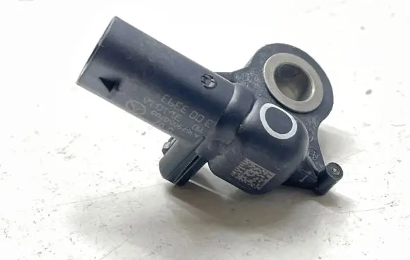 Mercedes-Benz A W177 Airbag deployment crash/impact sensor A1679050700 3003393 1104311018