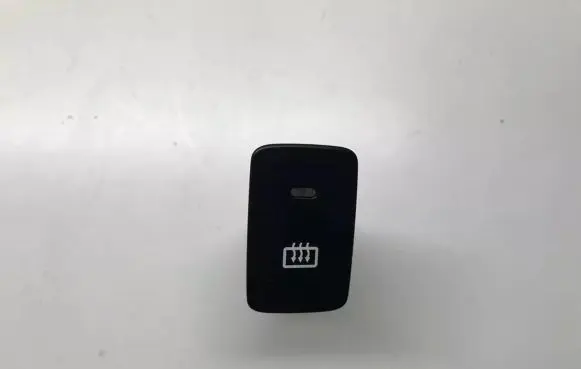 Hyundai Tucson JM Windscreen/window heater switch 937102E901