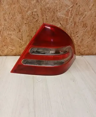Mercedes-Benz C W203 Rear/tail lights