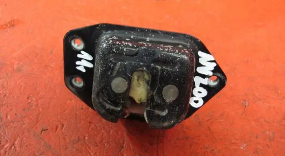 Nissan NV200 Loading door lock 