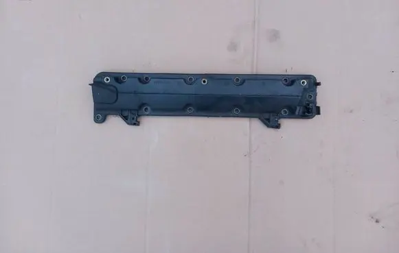 Peugeot 406 Rocker cam cover 