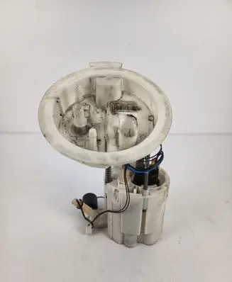 BMW 4 F36 Gran coupe In-tank fuel pump 7243972