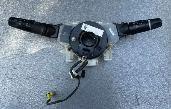 Nissan Terrano Wiper turn signal indicator stalk/switch 255602X800