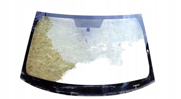 Fiat Freemont Front windscreen/windshield window 