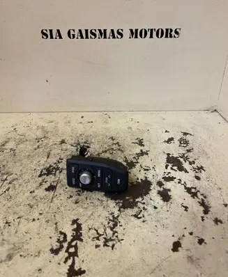Mazda 5 Suspension control unit/module CC33669L1