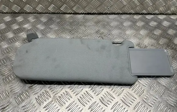 KIA Sorento Sun visor