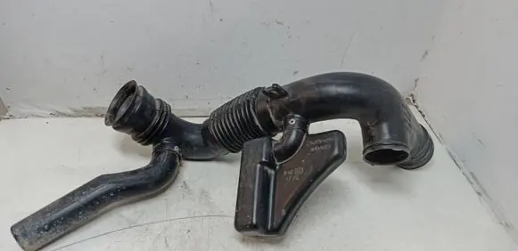 Subaru Forester SF Air intake duct part A43AE00 A35FC00 A12AE03
