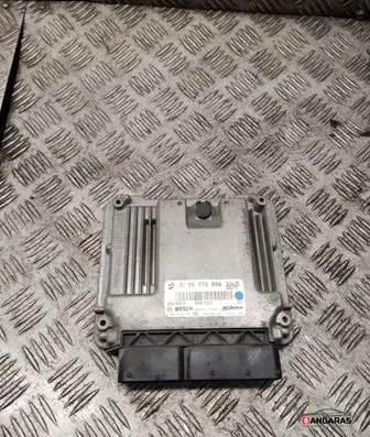 Opel Insignia A Engine control unit/module 55572686