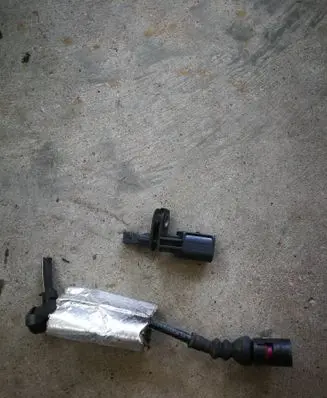 Volkswagen Polo VI ABS brake wheel speed sensor WHT003861A 10071140084