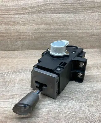 Toyota Prius (XW20) Gear shifter/selector 8945147030 1923002020 RHD
