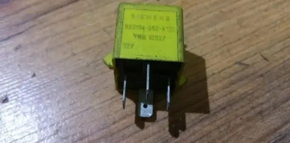 Rover 214 - 216 - 220 Other relay ywb10027 v23134-b52-x130