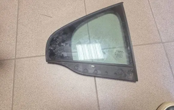 Volvo S80 Rear vent window glass 30779889