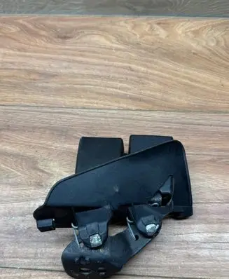 Skoda Superb B6 (3T) Middle seatbelt buckle (rear) 4F0857739D 301104 33051783