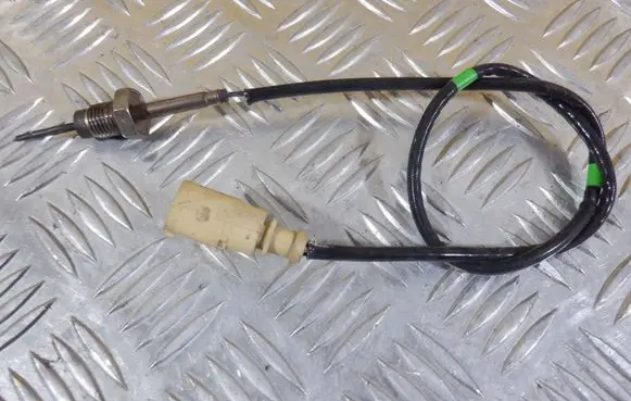 Volkswagen Sharan Exhaust gas temperature sensor 04L906088FA