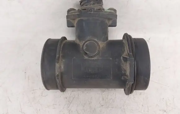 Mercedes-Benz E W124 Mass air flow meter 0280217100