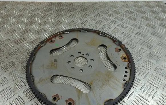 Jeep Grand Cherokee WL Flywheel 68376489AA 3580