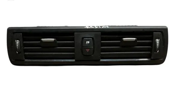 BMW 1 F20 F21 Dash center air vent grill 9205357 507891